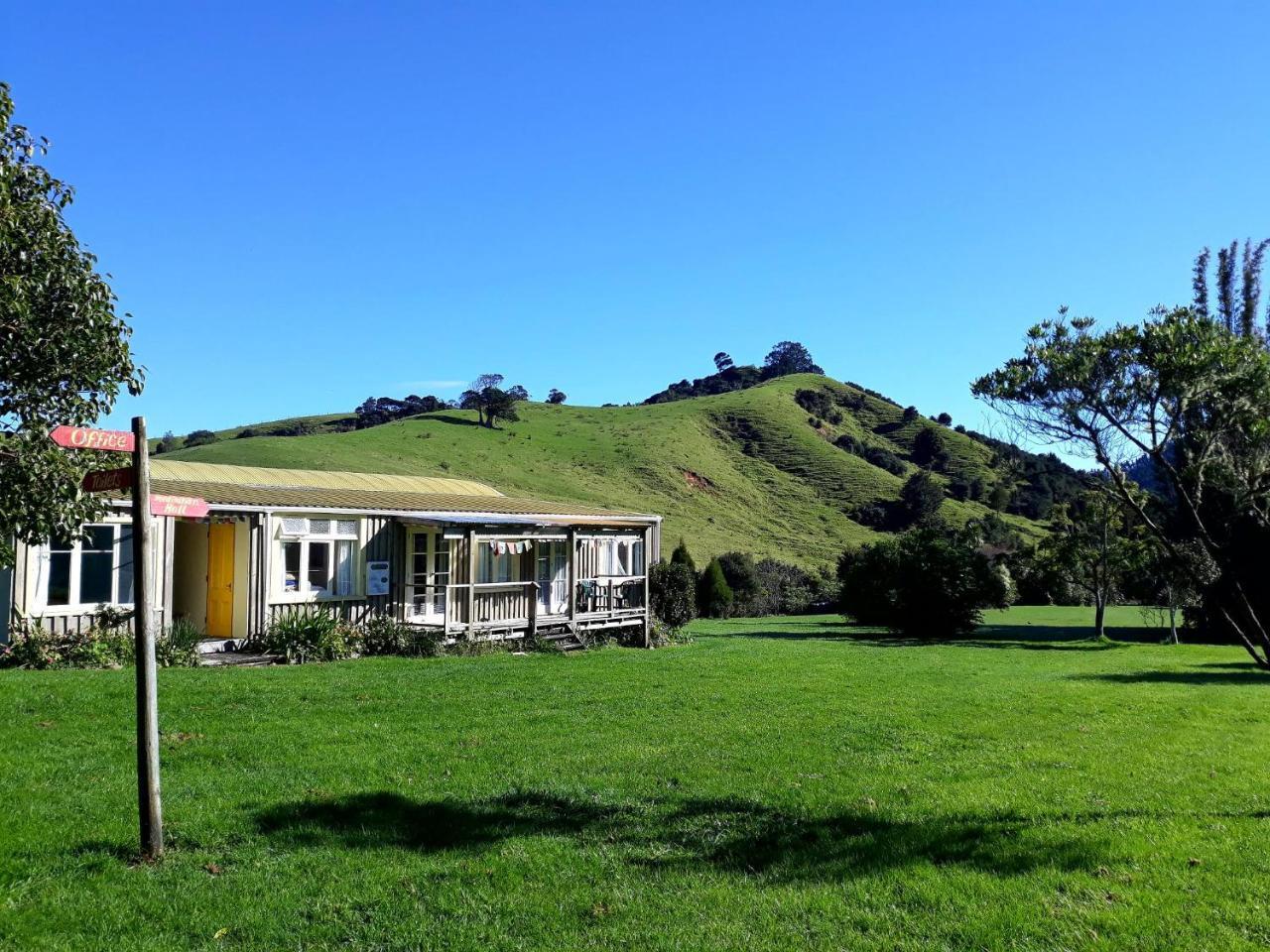 ホテル Mahamudra Buddhist Centre Colville エクステリア 写真